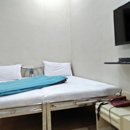 Hotel Blue Bird Colaba Mandve Exterior foto