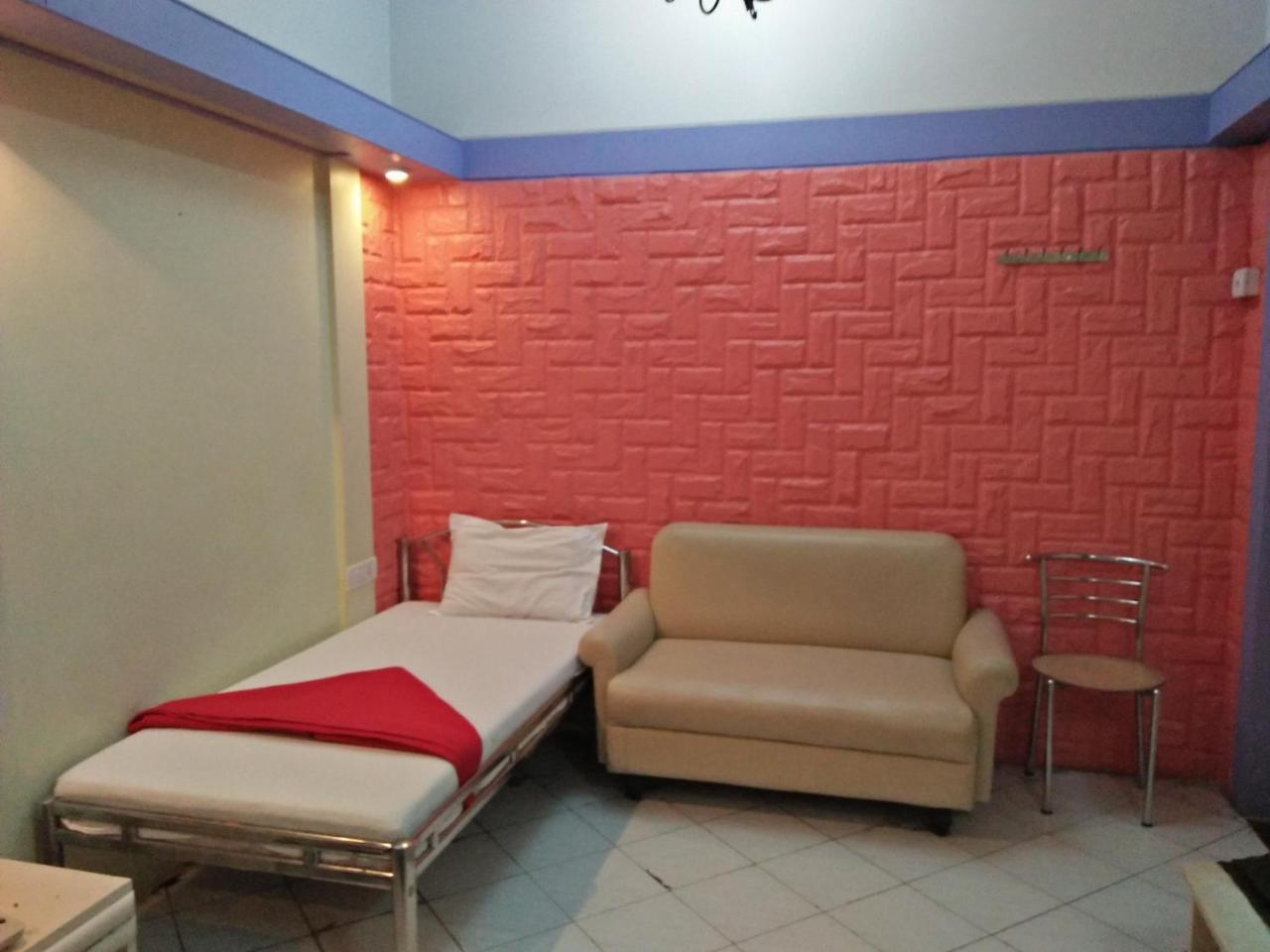 Hotel Blue Bird Colaba Mandve Exterior foto
